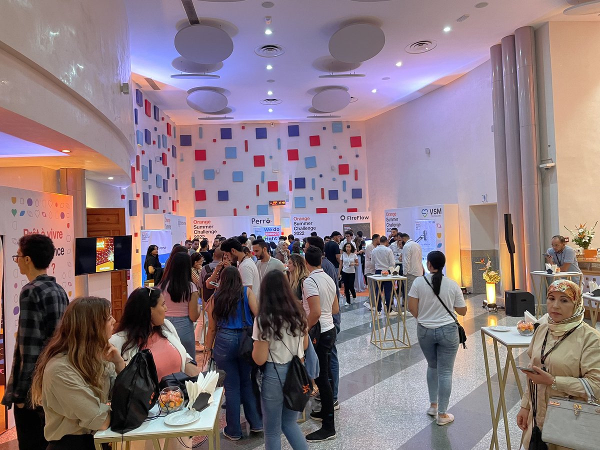 HadjAliIslem1's tweet photo. Cérémonie de remise des prix du Orange Summer Challenge 2022.
Perro : gagnant du premier prix #OSC2022 et du prix coup de coeur Ey Tunisie.
@MariemTURKY @OrangeTN_Plus https://t.co/fZV7zKJ0Vu