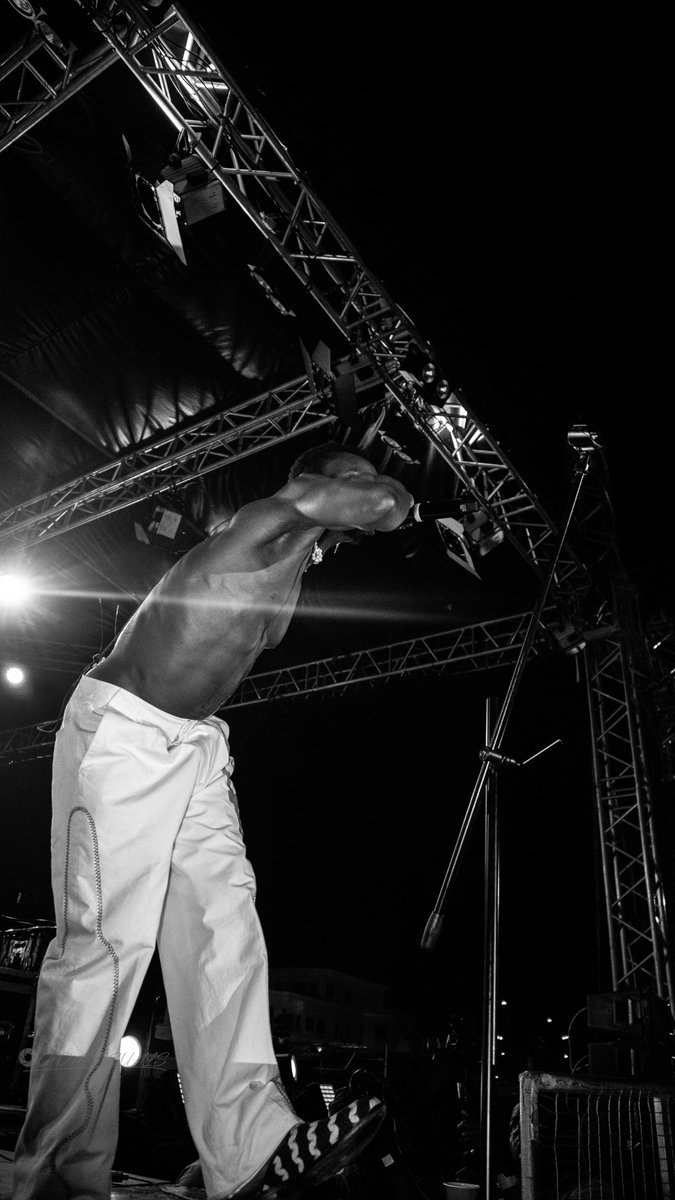 ogdaVisuals's tweet photo. monochrome shots of the Goat @BrymOlawale at brymo live in lagos concert
#brymo #brymolive https://t.co/hCQrMAgkc2
