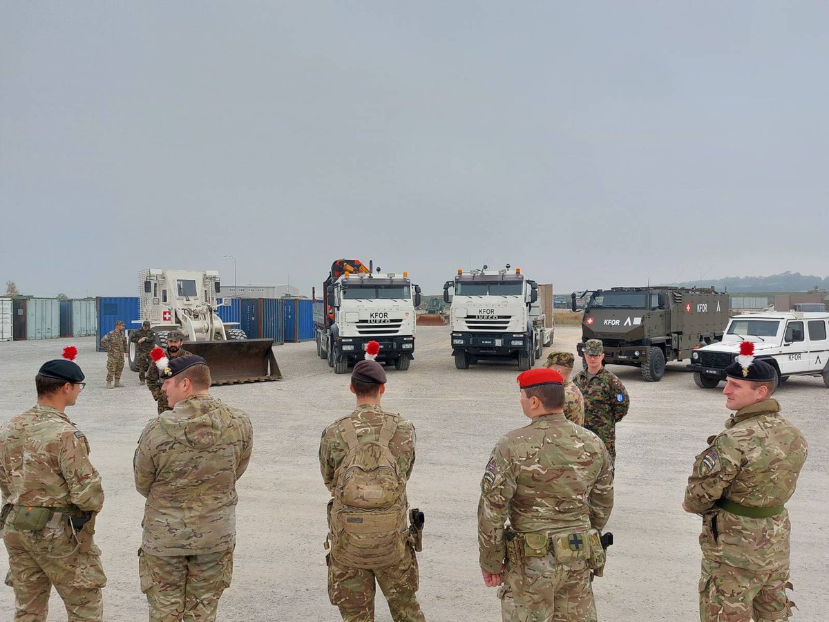 Interoperability is key to successs when working in a multinational coalition like NATO. The Fusiliers have been training with our partners whilst deployed to help maintain a safe and secure environment whilst ensuring freedom of movment.