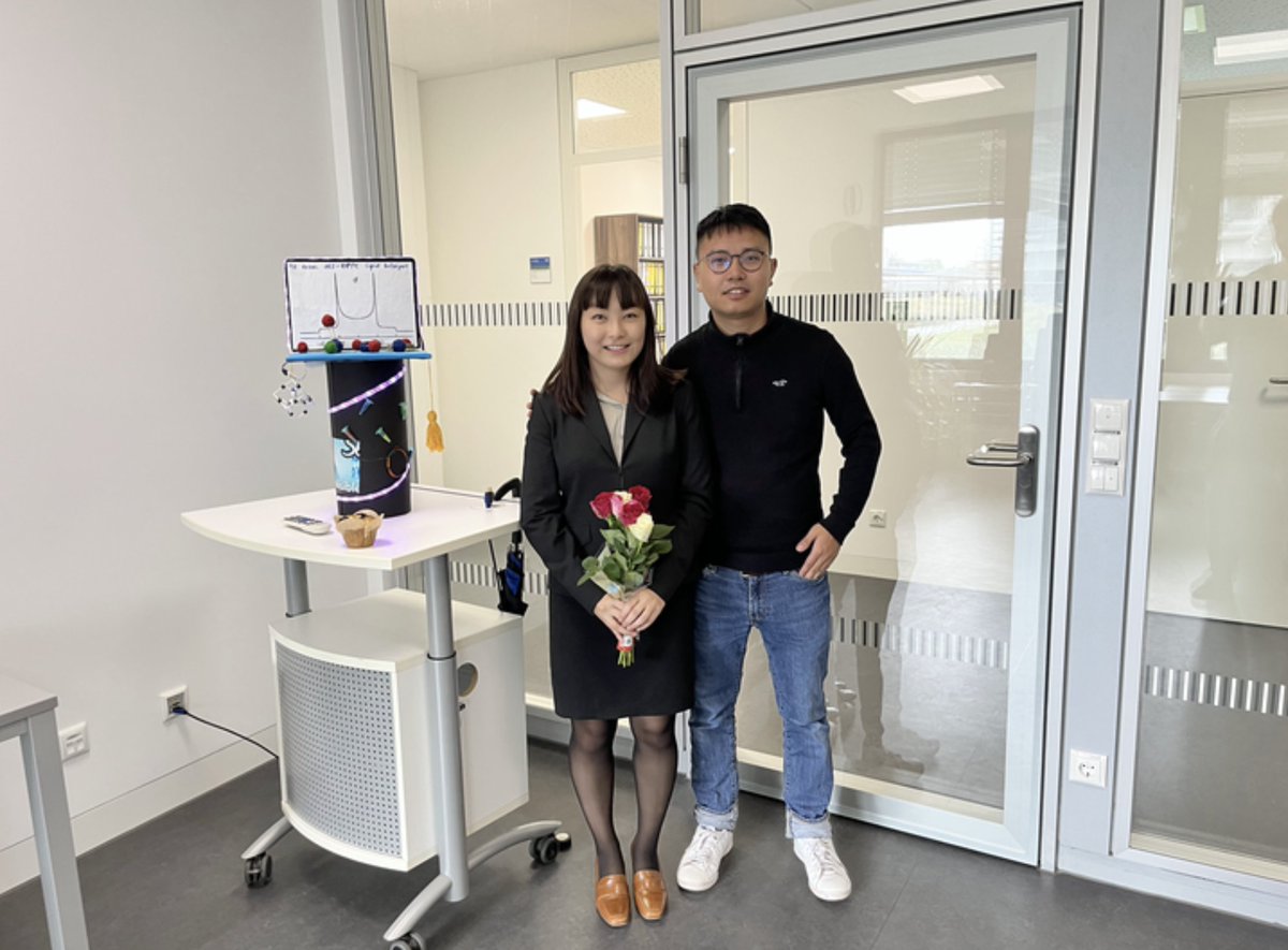 QuantumDiamonds (@quant_diamonds) on Twitter photo A new PhD in the house! 📚📝 Our co-founder and COO Kristina Liu recently defended her PhD dissertation on “Nanoscale NMR spectroscopy of surfaces and interfaces using quantum sensors in diamond”🧑🔬 We are super proud to have you in our #team 🏋️♀️ 
#quantumsensing #phd #engineering A new PhD in the house! 📚📝 Our co-founder and COO Kristina Liu recently defended her PhD dissertation on “Nanoscale NMR spectroscopy of surfaces and interfaces using quantum sensors in diamond”🧑🔬 We are super proud to have you in our #team 🏋️♀️ 
#quantumsensing #phd #engineering