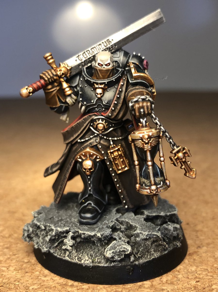 slowbrushcj's tweet photo. @WarComTeam Think I was most proud of this moody chap. Particularly the leather and the timer ☺️ https://t.co/ywG2cg4WDt