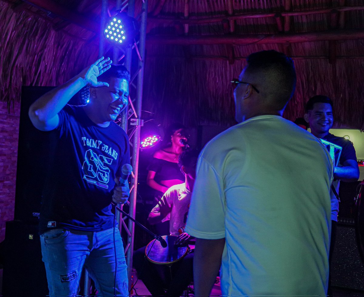 Lumy100's tweet photo. Un Poquito De Vallenato 🪗 con los amigos de 4k Vallenato Oficial https://t.co/xRWumLzwSX