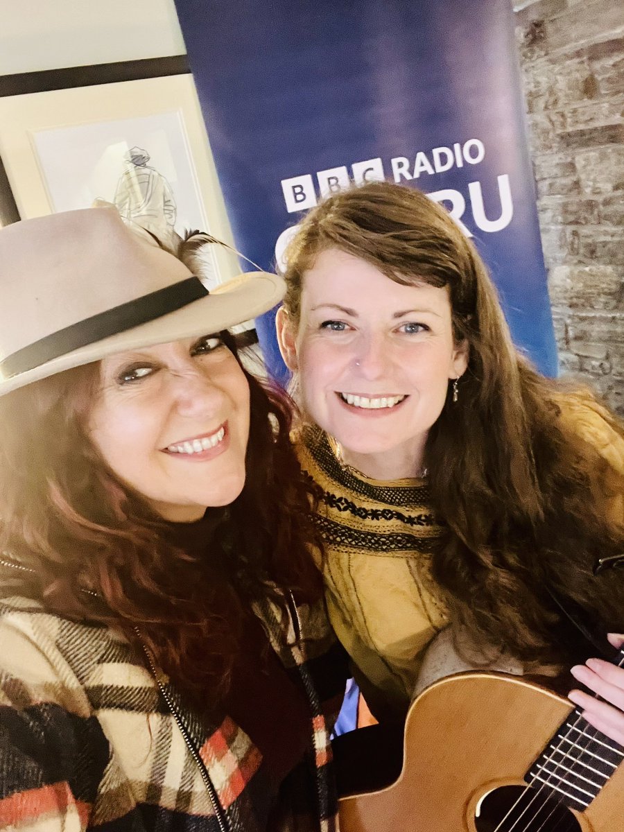 RealShanCothi's tweet photo. Tafarn Glan Yr Afon Pennal bore ma ar Bore Cothi @BBCRadioCymru 👍👌#borecothi #ardaith https://t.co/8uK4DzF9u8