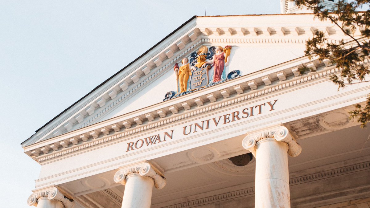 It's not too late to join us of our second Open House of the semester this Sunday, October 16! Future Profs will have the opportunity to explore campus, attend an academic session and learn more about student life. Register today. ➡️ bit.ly/3ekxrhb