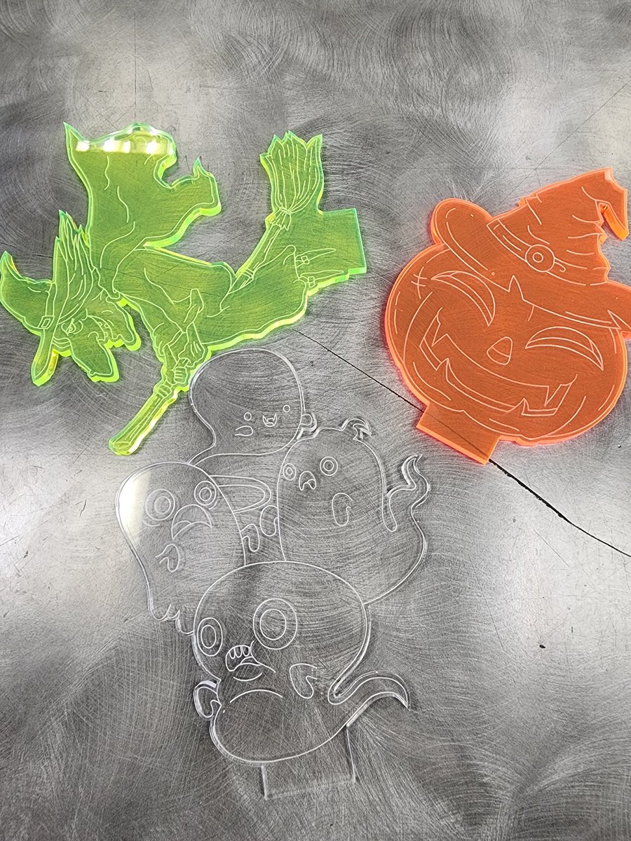CHS Technology Dept (@chstechdept) on Twitter photo <a href="/chstechdept/">CHS Technology Dept</a> club making Halloween lights. Spooky. If you want to make one, see Miss Kenny or Mr Calogirou. <a href="/chstechdept/">CHS Technology Dept</a> club making Halloween lights. Spooky. If you want to make one, see Miss Kenny or Mr Calogirou.
