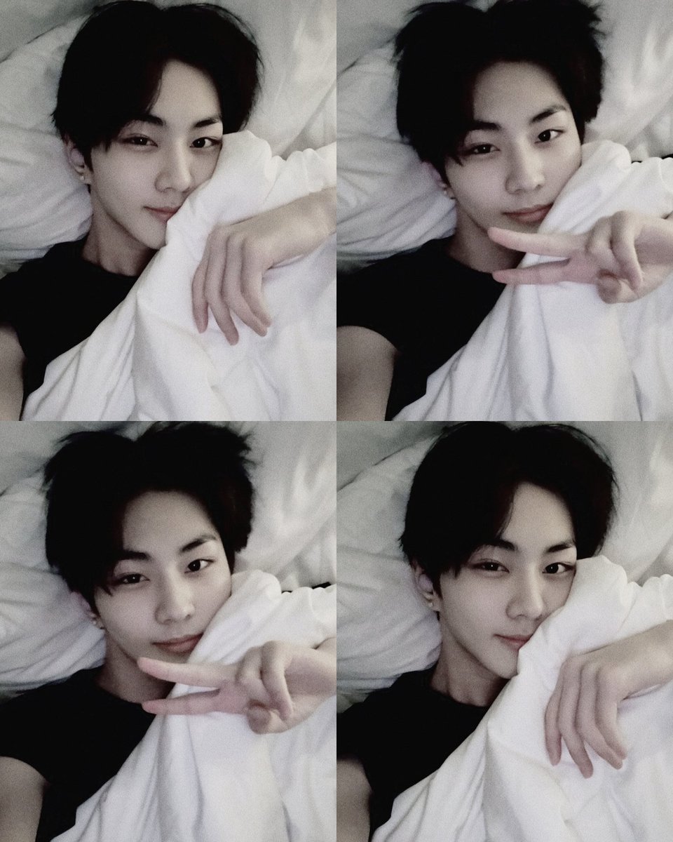 pretty jungwon and his bed selcas ♡