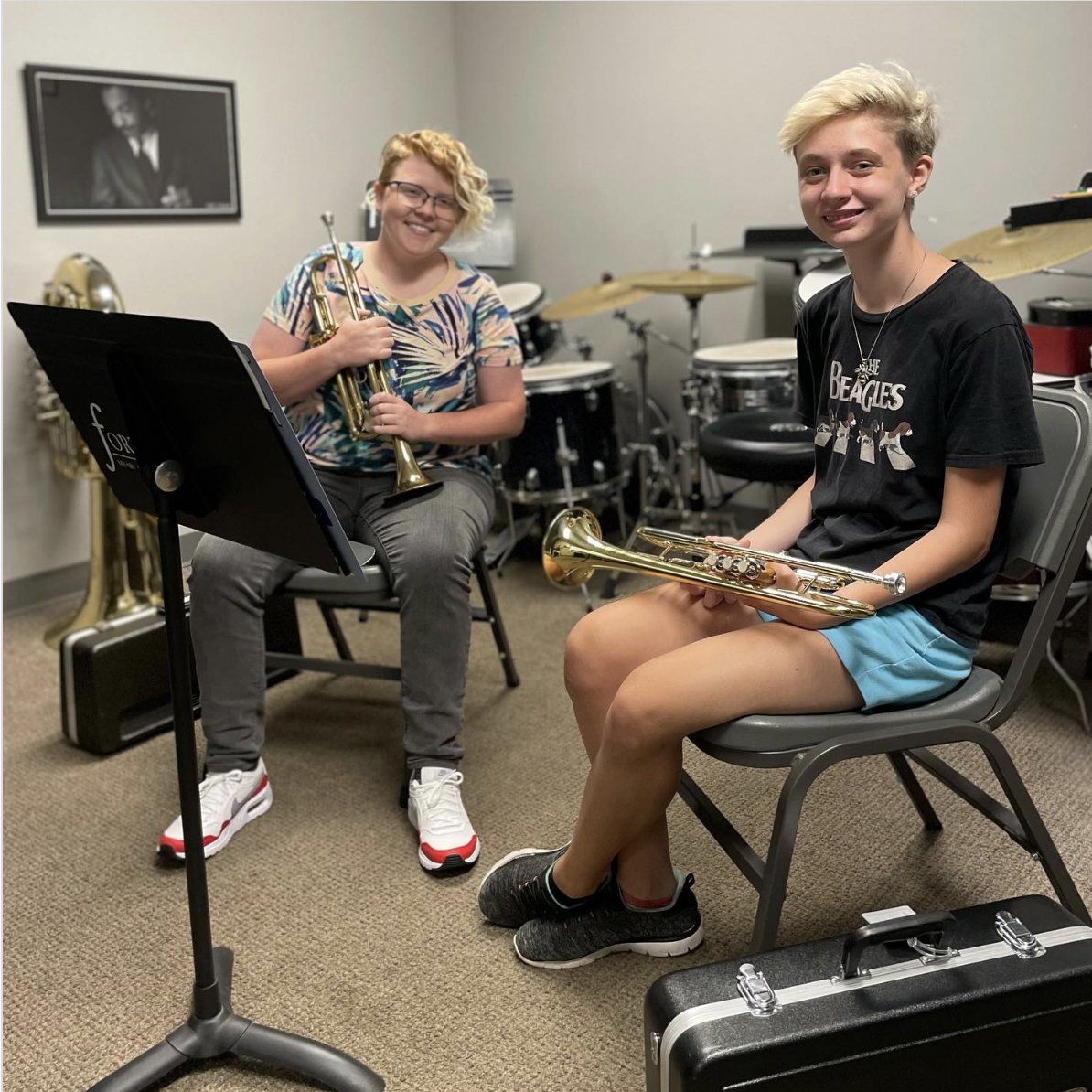 ForteMusic419's tweet photo. Today we are welcoming one of our new wonderful students! 🎺Mia has started trumpet lessons with our amazing instructor Katherine. Way to go, Mia!🎵
#trumpetlessons #pianolessonsToledo #Toledo #musiclessons #musiclessonsToledo #trumpetlessonsforkids #trumpetlessonsforadults https://t.co/CA87hVO0cc