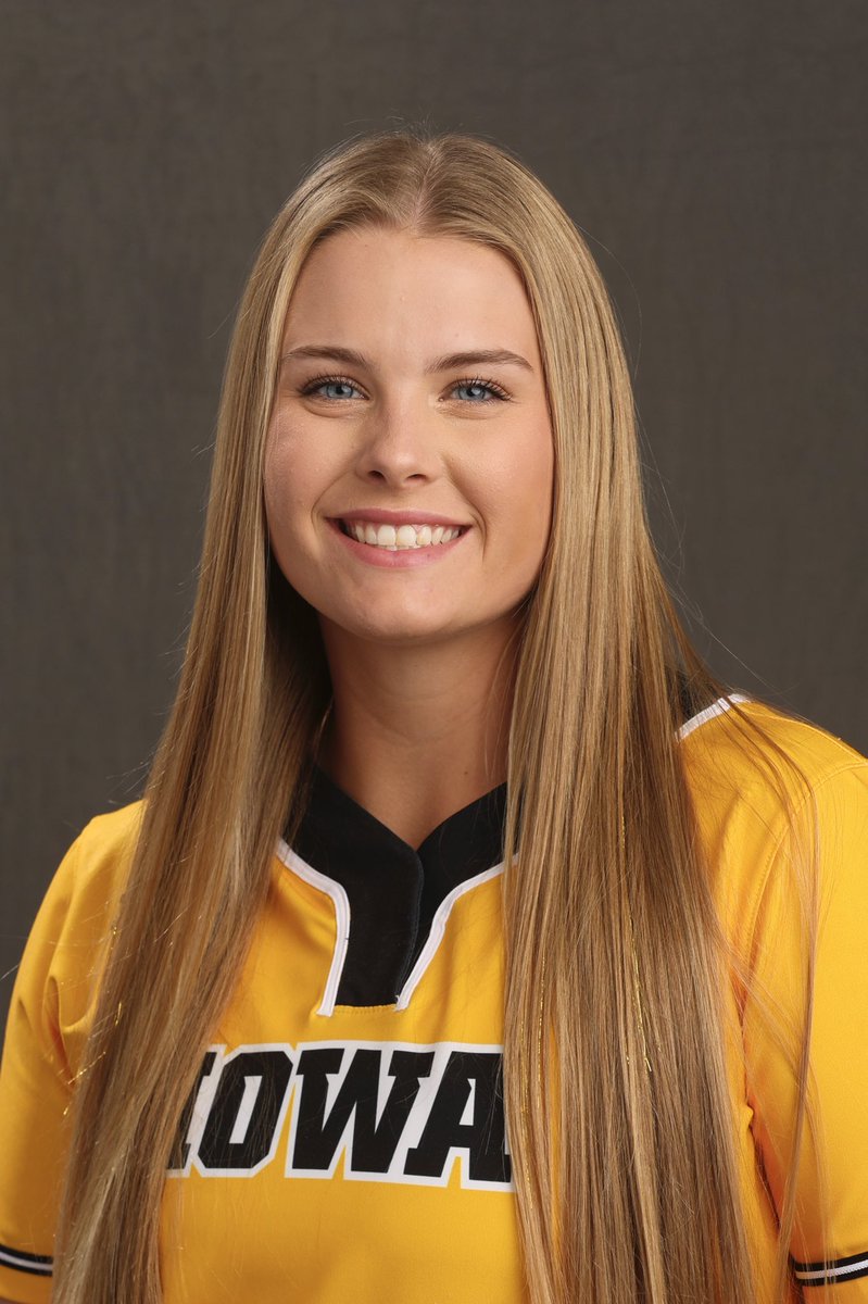 kelsey winters tweet media