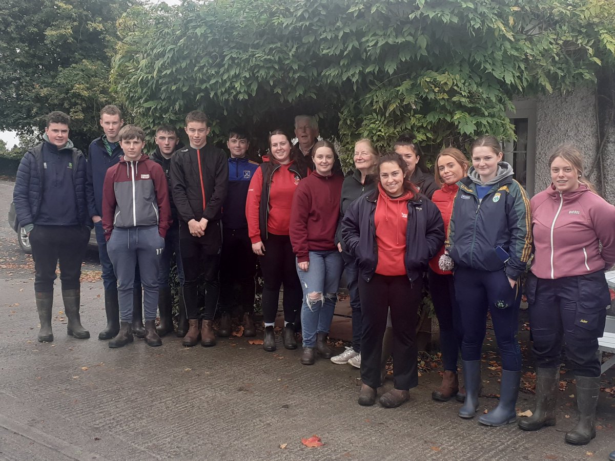 Today our 1st year Agricultural Science and Sustainability students visited @CooleeneyFarm! A huge thank you to the folks at Cooleeney Cheese farm for a fantastic and informative trip. @TUS_ie