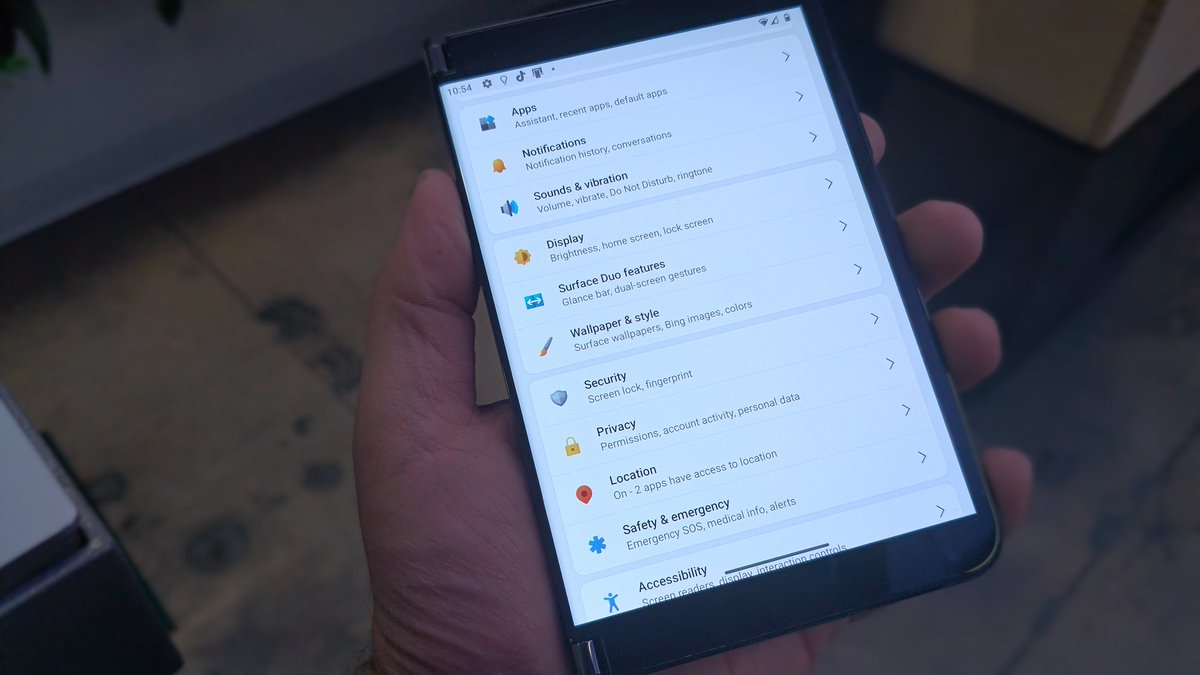 Daniel_Rubino's tweet photo. Android 12L on Surface Duo 2. Coming later this year. https://t.co/e5GI1gHmIm