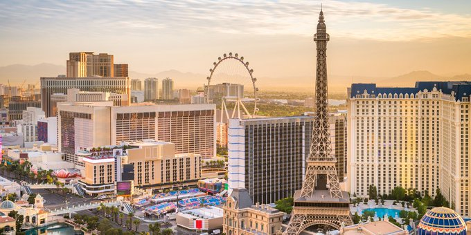 iProov's tweet photo. How does iProov's face biometric technology help banks &amp; other financial service providers with online onboarding, authentication and #identityrecovery? Find out at #Money2020USA in Las Vegas, October 23-26! We'll be on booth #5913 - book a meeting here: https://t.co/2beEOhQ2gm https://t.co/5xiwlLQrpJ
