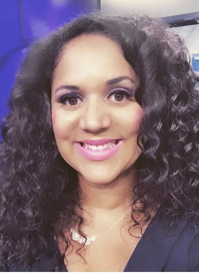 CoppinStateUniv's tweet photo. We 💙💛 our #CSUalumni. @jackiebrownwx made us proud during her time @CoppinStateUniv and is soaring as a #meteorologist for @WeatherNation. Read more about her and her journey https://t.co/L6qq5XAVnw #ExperienceCSU #GoEagles @CoppinState_WBB https://t.co/CnG0BVeYC0