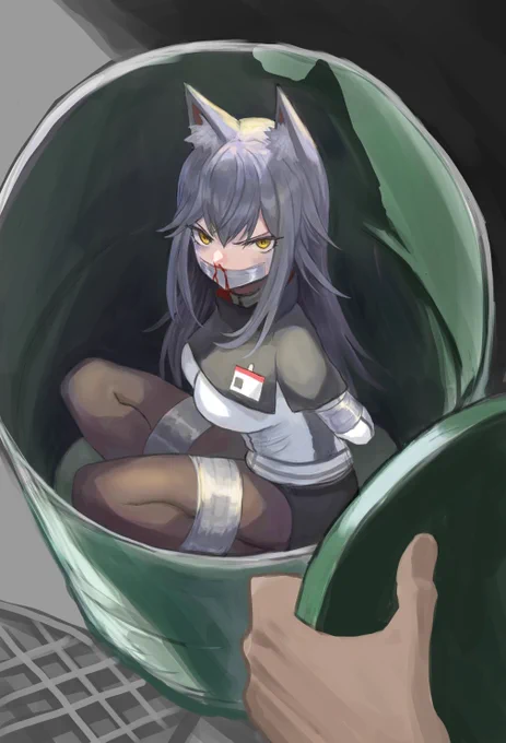 捕まってドラム缶に詰め込まれるテキサス 
