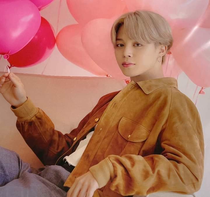 Tae_Su__'s tweet photo. Happy birthday baby 💜
Borahae 💜
#happyjiminday https://t.co/wFchHPOofE