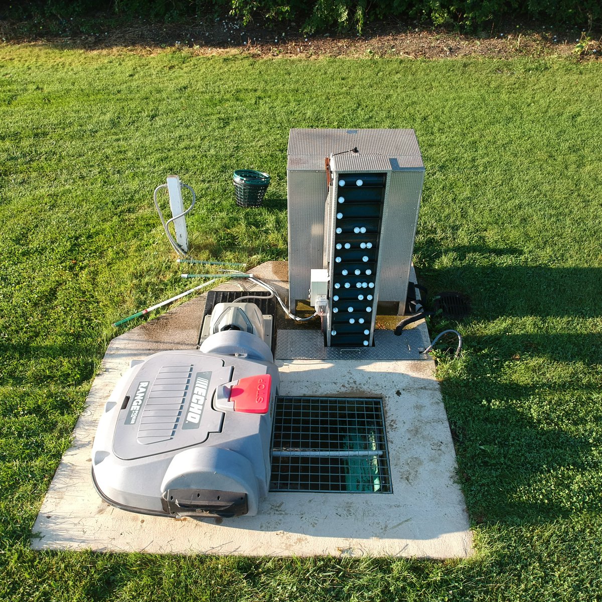 EchoRobotics's tweet photo. You hit it, and we retrieve it. The RP-1200 with pattern picking can clear pick your range every 24 hours.

#ecofriendlyproduct #sportsfields #innovation #golfindustry #golf #ECHORobotics #drivingrange #rangepicker https://t.co/mWv7LTvn9h