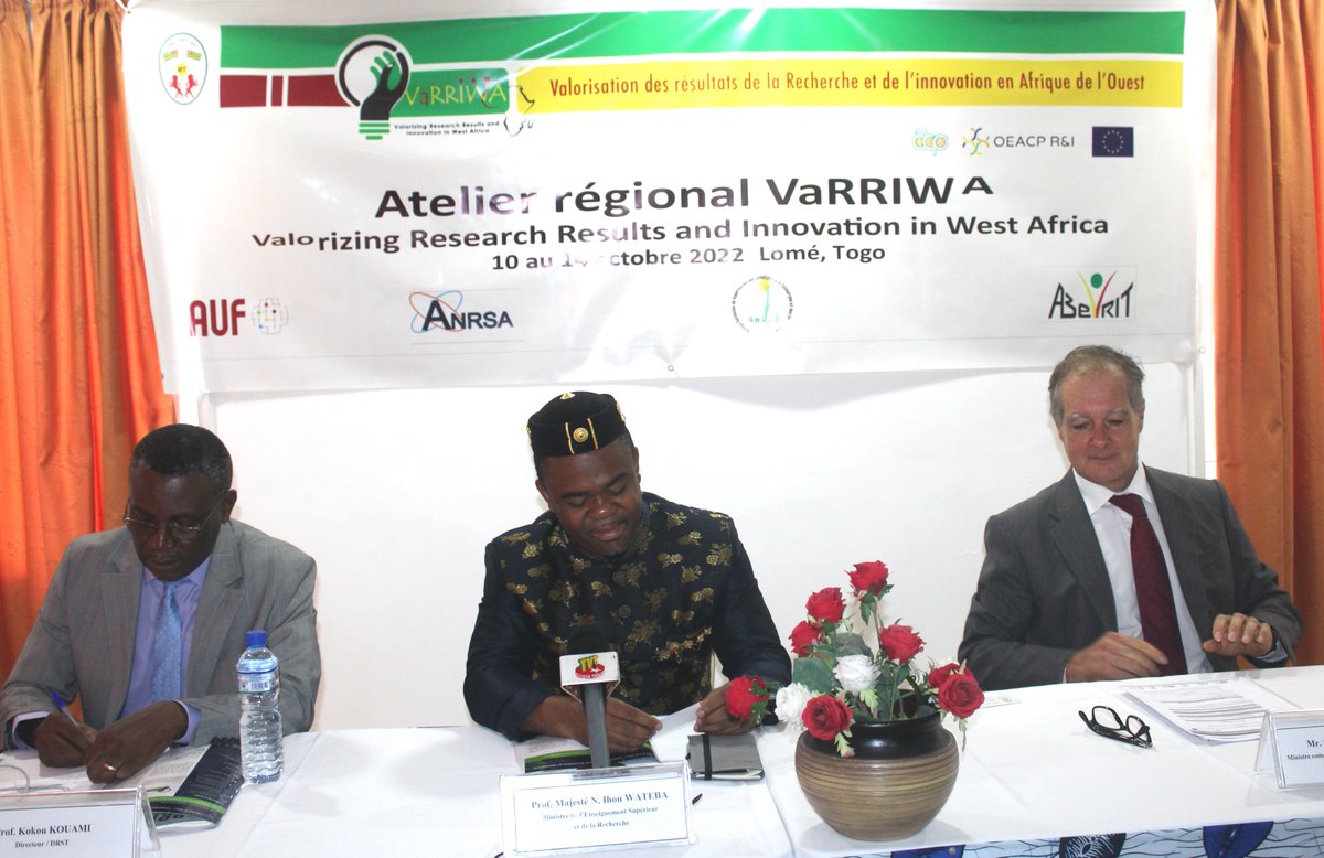 AUF_AfriqueO's tweet photo. Le projet #VaRRIWA - Valorisation des Résultats de la Recherche et de l'Innovation en Afrique de l'Ouest - coordonné par l'#AUF en partenariat avec 4 agences nationales de valorisation au🇧🇫🇸🇳🇹🇬🇧🇯, organise un atelier régional au #Togo du 10 au 14 octobre 2022. https://t.co/ZaLyySrV0h