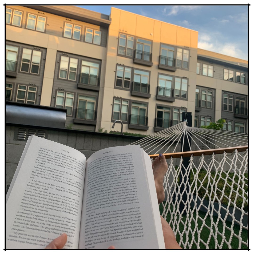 capitolviewtn's tweet photo. Good read, relaxing hammock, and a perfect view...what more could you ask for!!
PC: Leigh W. (via modernmsg)

.
.
.
#thisisnwrliving #residencesatcapitolview #somosnwr #amenity https://t.co/zb9iuw5egr