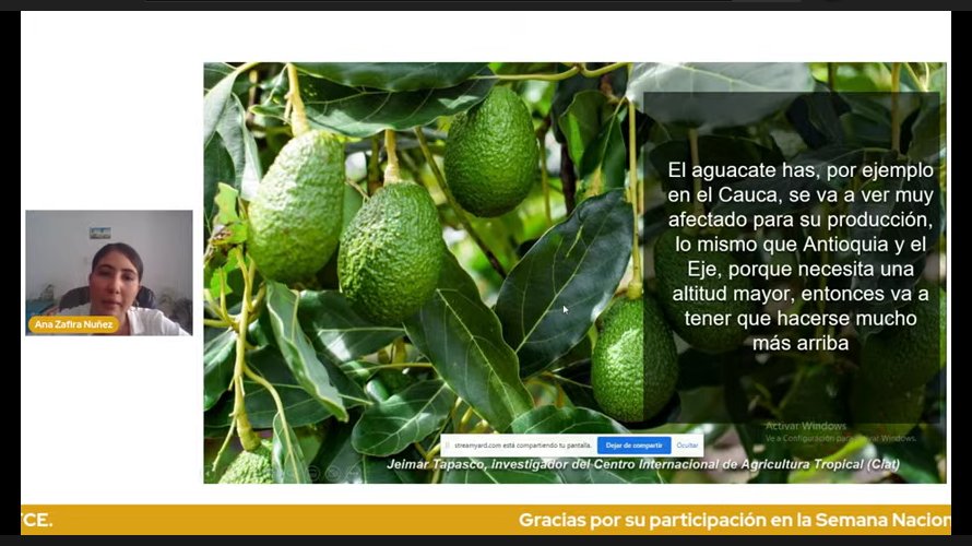 ACESIHOSPITALES's tweet photo. #EnVivo Intervención de la Dra. Ana Zafira Núñez “Efectos del cambio climático en el agro, una realidad colombiana”  En la #SemanaNacionalPFCE  
#SENAConLasEmpresas #Agicultor #ACESI
Conéctate –  🔗 https://t.co/Z1VLFIHHl0 https://t.co/kaf8TRXkIZ