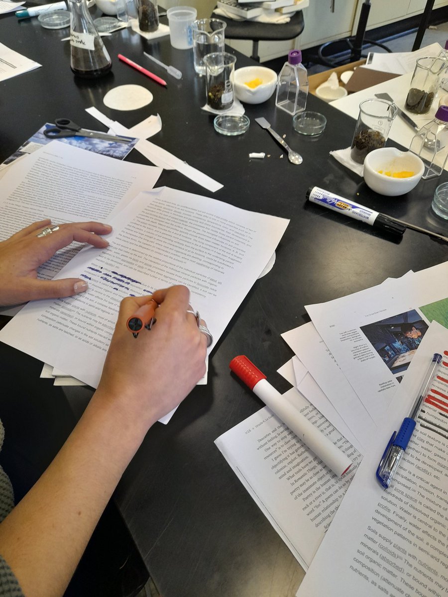 _ASCUS's tweet photo. 'We are not separate from the soil' workshop underway at #ASCUSLab 🎉 https://t.co/HzIXxMTqzL