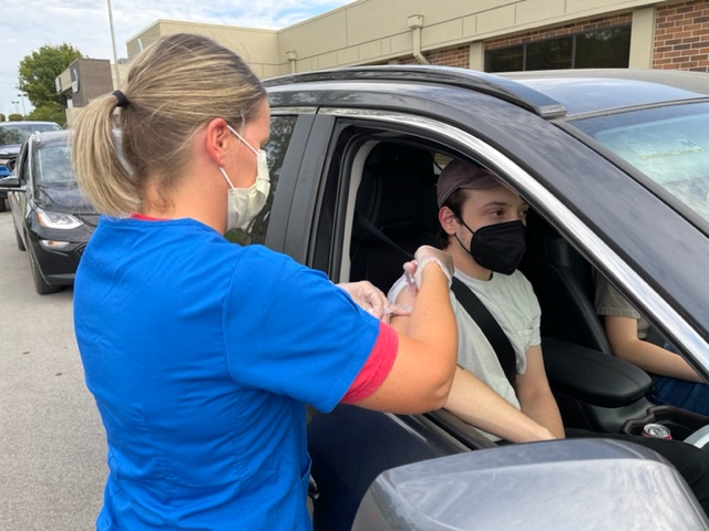 vnatoday's tweet photo. Our next drive-thru flu clinic is this Friday from 4-6 p.m. Vaccination protects you from a severe case of the flu and helps slow the spread of illness in our community. All proceeds from our clinics are reinvested into VNA’s Community Care services. 

We hope to see you there! https://t.co/CMaYQdHN2L