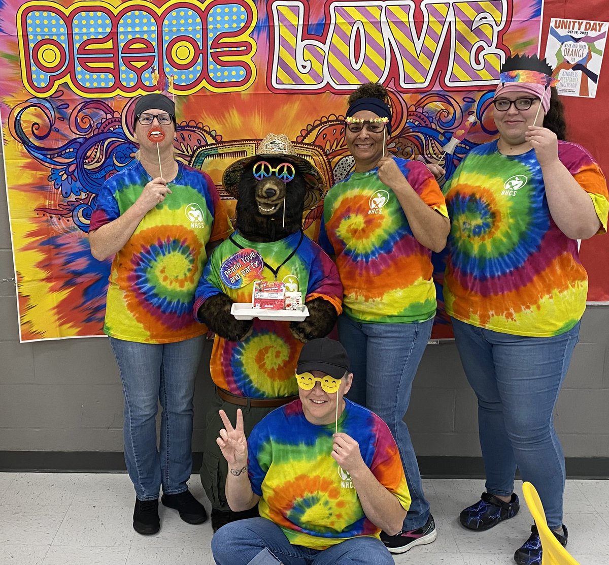 Peace, love and school lunch! Thank you so much to our amazing cafeteria staff: Lisa, Holly, Cindy and Brandi for providing amazing meals to our students daily. #traskmiddle @newhanovercosch <a href="/nhcsnutrition/">New Hanover County Schools Nutrition</a>