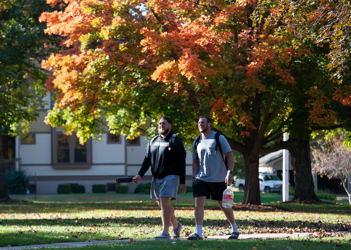 Have a restful and relaxing fall break, Scots. You deserve it! 🍂🍁 #ItsGreatToBeAScot #RollScots
