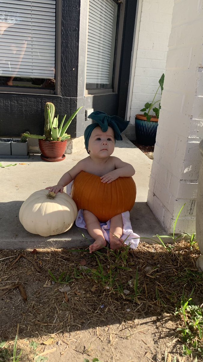 I love you pumpkin happy 5 months 🎃♥️