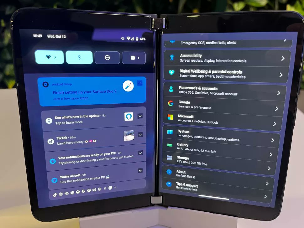 TheSurfaceGuide's tweet photo. Android 12L for Surface Duo looking pretty sweet!

More here: https://t.co/MJ8FhaJJFz https://t.co/BxdshyNiXl