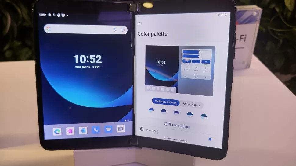 TheSurfaceGuide's tweet photo. Android 12L for Surface Duo looking pretty sweet!

More here: https://t.co/MJ8FhaJJFz https://t.co/BxdshyNiXl