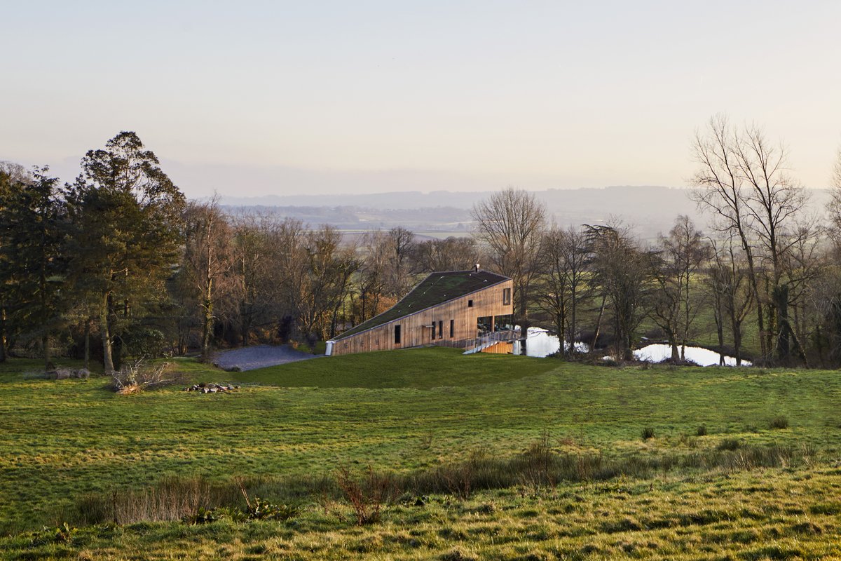 "Looking back over the past few years it feels as though we are now entering something of a golden age for the bespoke, architect-designed modern home." Read more from <a href="/BradburyD/">Dominic Bradbury</a> on the RIBA Books blog! ow.ly/sc1650L8eoT