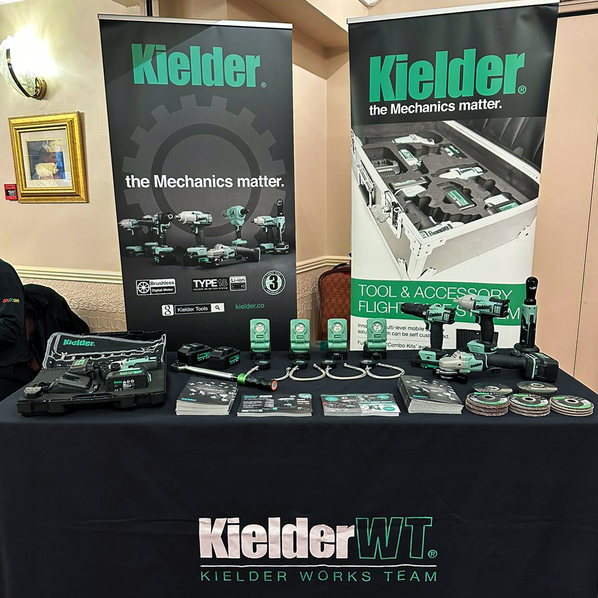 Great to get out and about meeting the PDP motor factor members at their latest trade show! 👋 
Always happy to talk tools 🔧