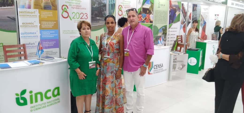 En #AGROPAT 2022, visitamos Feria asociada, en particular el stand del Complejo Científico Docente de Mayabeque y su Empresa de Interfaz de <a href="/CubaMES/">MES</a>