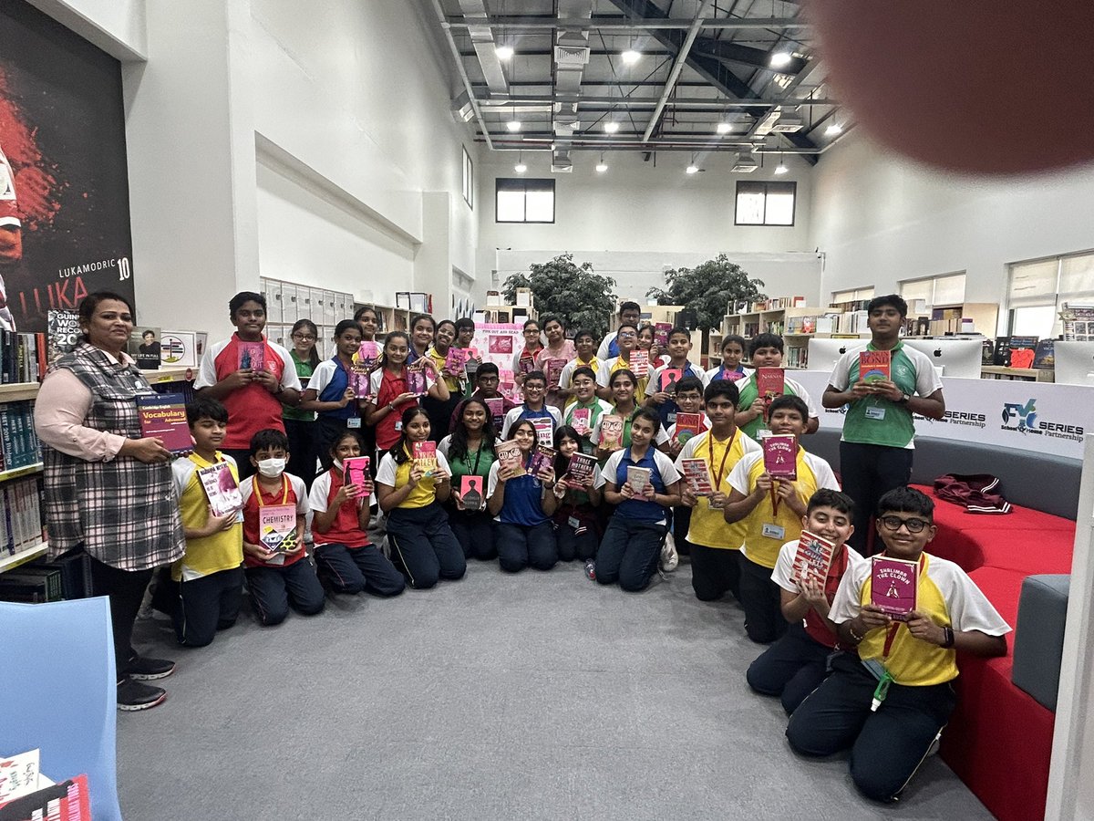 Anju93391531's tweet photo. “Supporting the fighters ,admiring the survivors,honoring the taken and never ever giving up HOPE”@JayarajVenetia @nmsmiddleschool @NMSLibrary1 @BhaumikJovita @Fatima_Martin https://t.co/ETP2hXWtsM