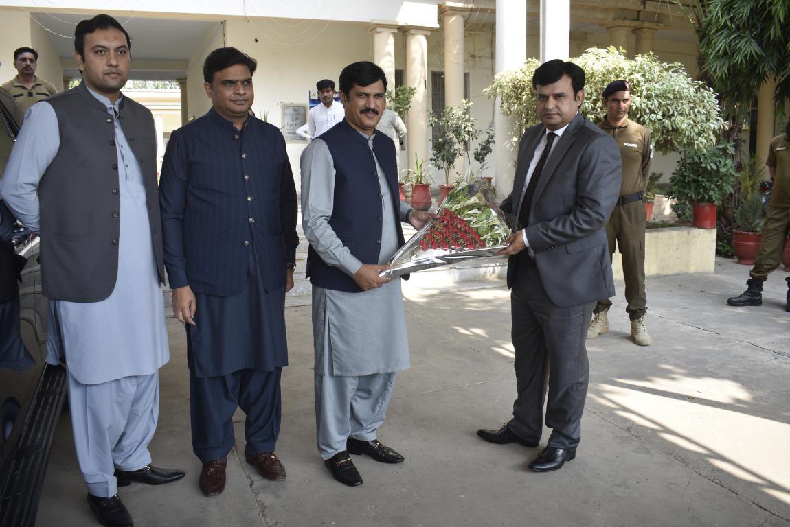 CommissionerGujrat tweet media