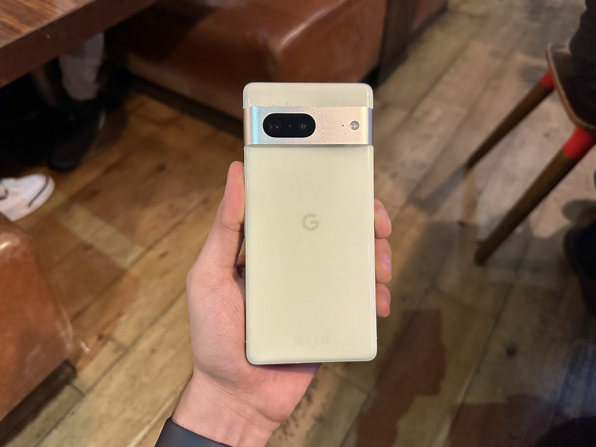 Pixel 7 in lemon grass colour is love at first sight ?