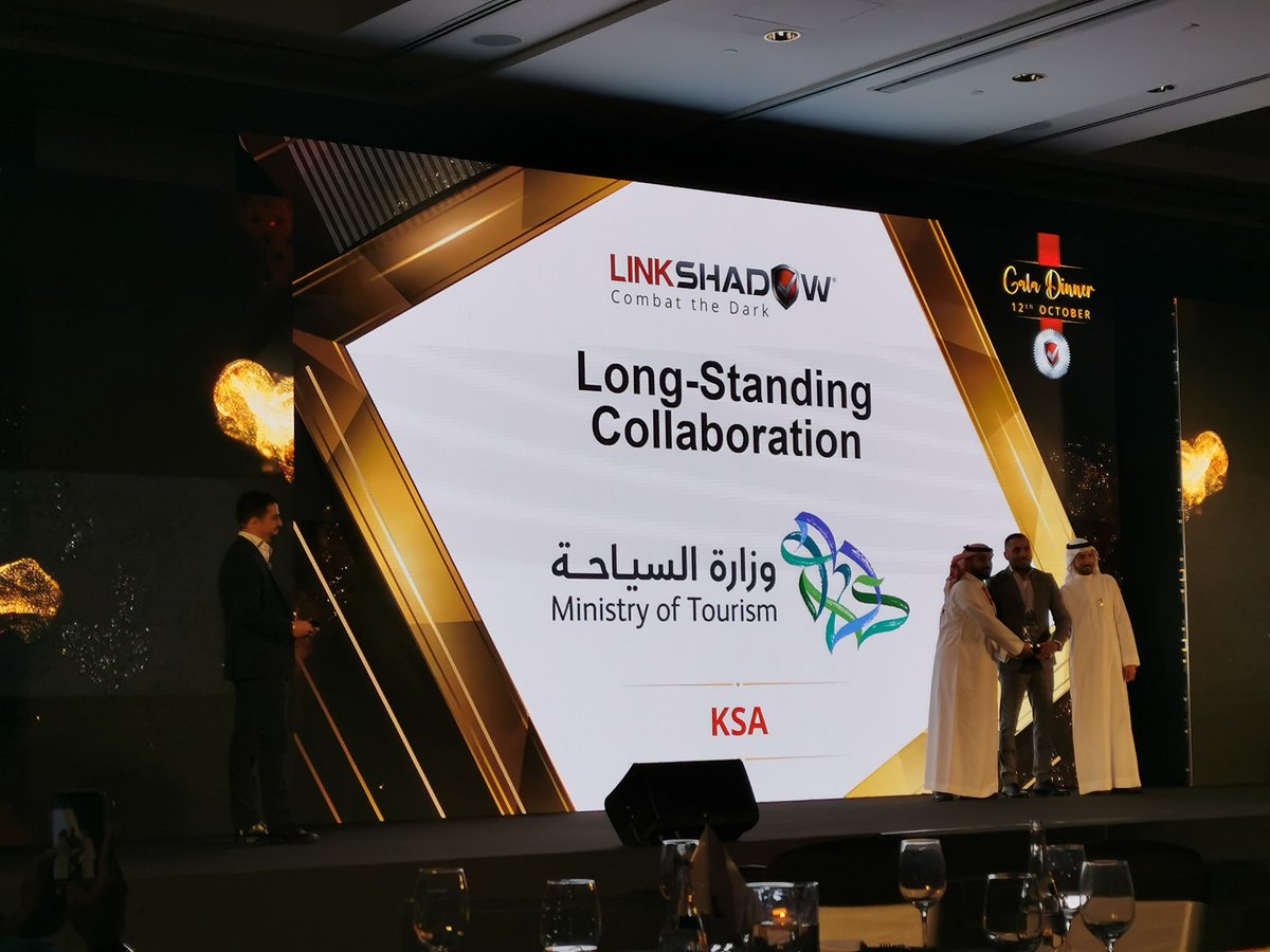 meetwanwei's tweet photo. Exciting- @LinkShadow_Inc gala dinner is starting!~ #Cybersecurity is key to protecting end-user data in the #metaverse, and I have so much respect for LinkShadow's advanced ML ~ thank you for having me as a #VIP this special night! #linkshadow #combatthedark #SaudiArabia https://t.co/tcbDcLoAvE