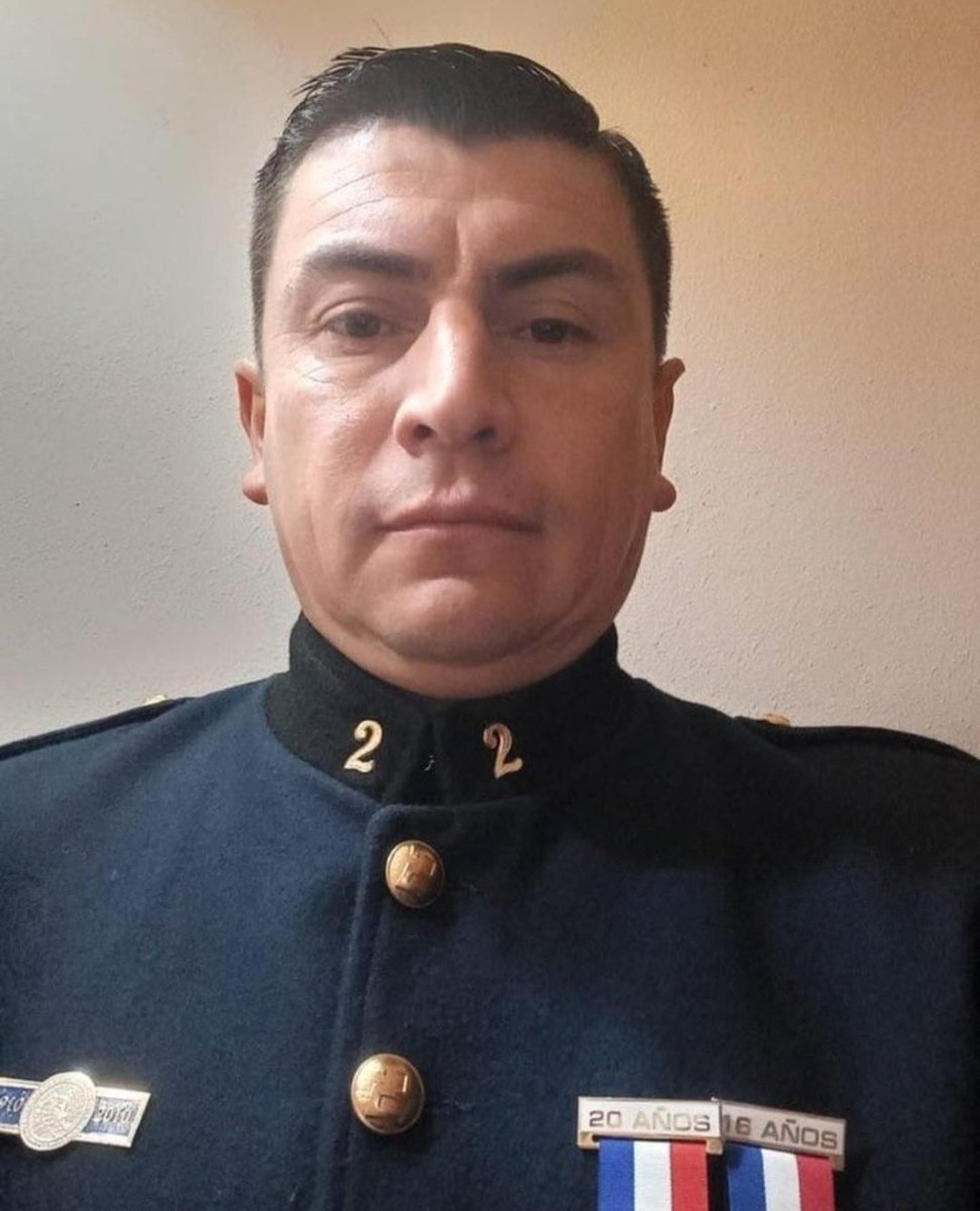 Enviamos nuestro sentido pésame a la familia y a sus compañeros de la <a href="/2daCiaMelipilla/">Segunda CB Melipilla</a> y <a href="/Carabdechile/">Carabineros de Chile</a>
por la lamentable partida de Bombero Honorario, Consejero de Disciplina y Mártir de Carabineros de Chile don Carlos Retamal Jaque (Q.E.P.D.)