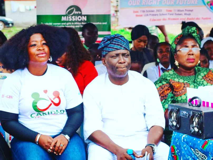 FolakeAdedoja1's tweet photo. They were sensitized on the issues that matter most which is education and the need for them to thrive in a society that is free from all forms of Violence Against girls.
. #InternationalDayOfTheGirl
#IDGC2022
#IDG2022 #Teniola #Ukraine #DeborahSamuel #FaceID #TheUK #Disrespect https://t.co/cnbtEENtl1