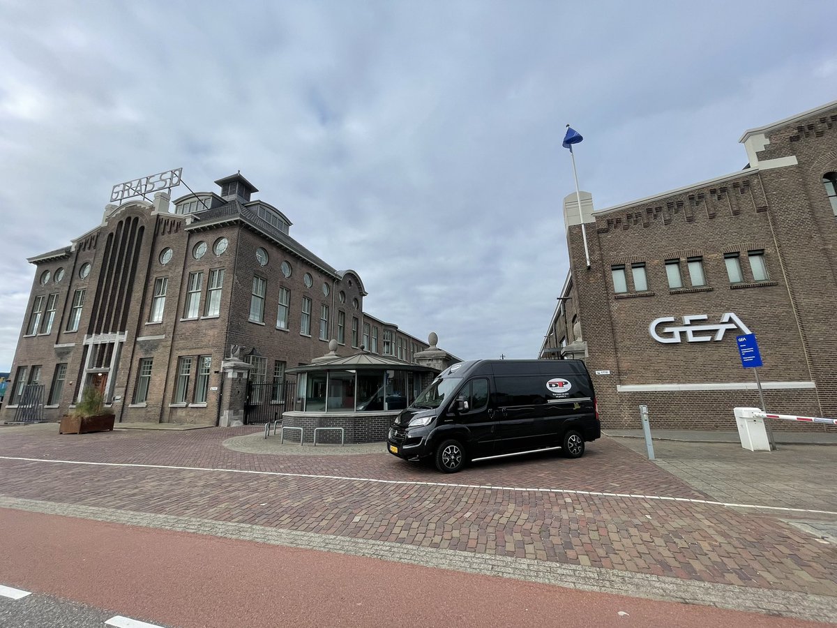 We zijn trots op de zeer lange samenwerking die we hebben met de GEA Grasso. Al ruim 25 jaar een adviserend taak en waarvan ruim 10 jaar ook de levering en keuringen voor ons eigen bedrijf. 
We danken GEA Grasso dan ook voor de samenwerking en kijken samen uit naar nog vele jaren