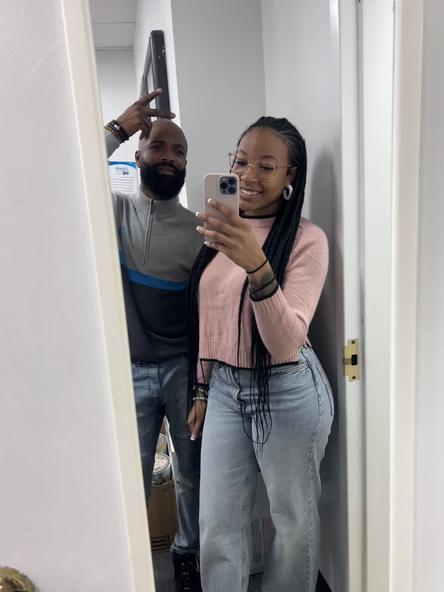 AreianF3's tweet photo. #ThinkPink 💗🫶🏽
My grandmother is my why.. shawty beat the case. Breast cancer free 💗🫶🏽
Sn: picture 3 … THEEE FIBAHHHHH KING AIS BACK IN ACTION 💃🏽💪🏽💙 https://t.co/5JM9aG86wj