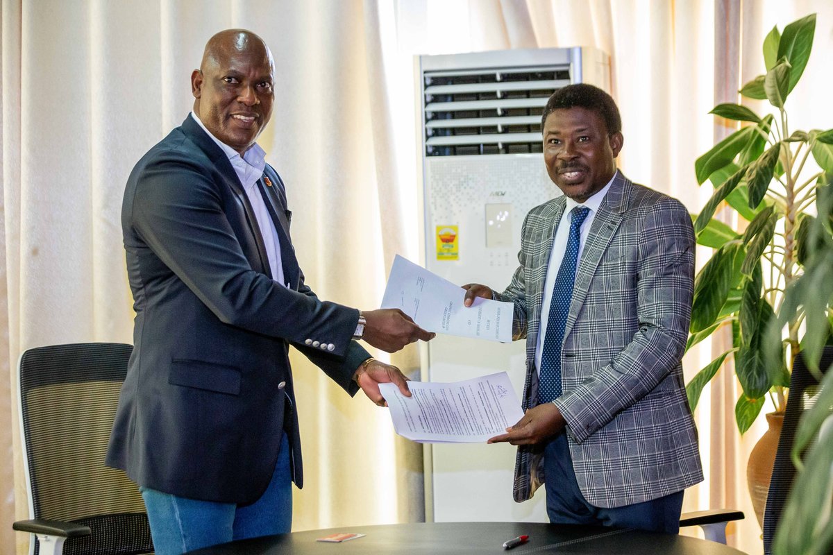 University of Ghana Business School (<a href="/ugbsofficial/">UGBS</a>)  Partners with Graphic Communication Group Limited (<a href="/Graphicgh/">DailyGraphic GraphicOnline</a>). 🫱🏿‍🫲🏾