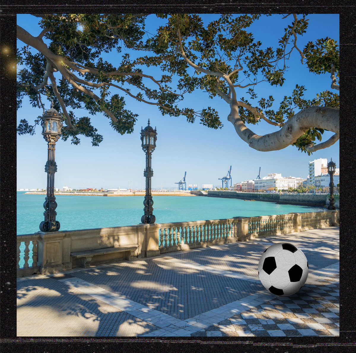 SoccerLegends22's tweet photo. El balón sigue recorriendo lugares mágicos. 🪄 ¿Reconocen esta postal? 🤭

#Nft #NFTCommmunity #NFTsales #cadiz #soccer #leyendas https://t.co/7UdvWFz1UK