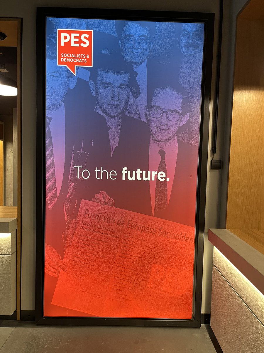 Getting ready to the #PEScongress in #Berlin, on 14-15 October. Check the programme on the Congress website: events.pes.eu #Progressives4Europe
