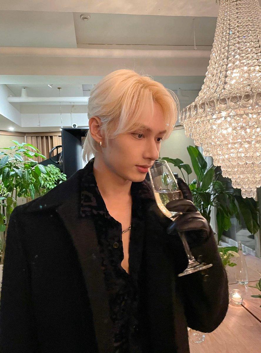 archive_junhui's tweet image. jun weibo update