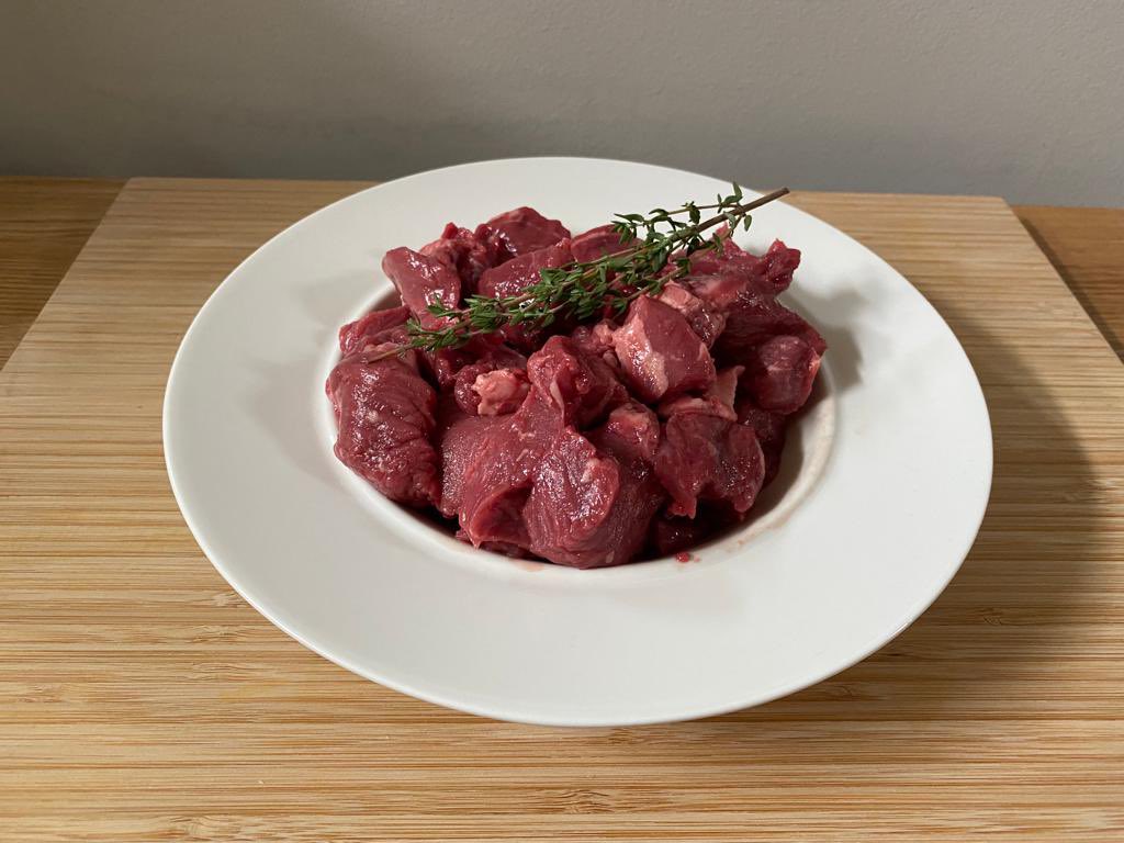It's the season of comfort food now the weather is cooler. Pop along to our farm shop to pick up some beautiful beef casserole. Place in your slow cooker and serve with seasonal vegetables for the perfect family tea.
#millclosefarmshop #britishbeef #yorkshiredalesmeat