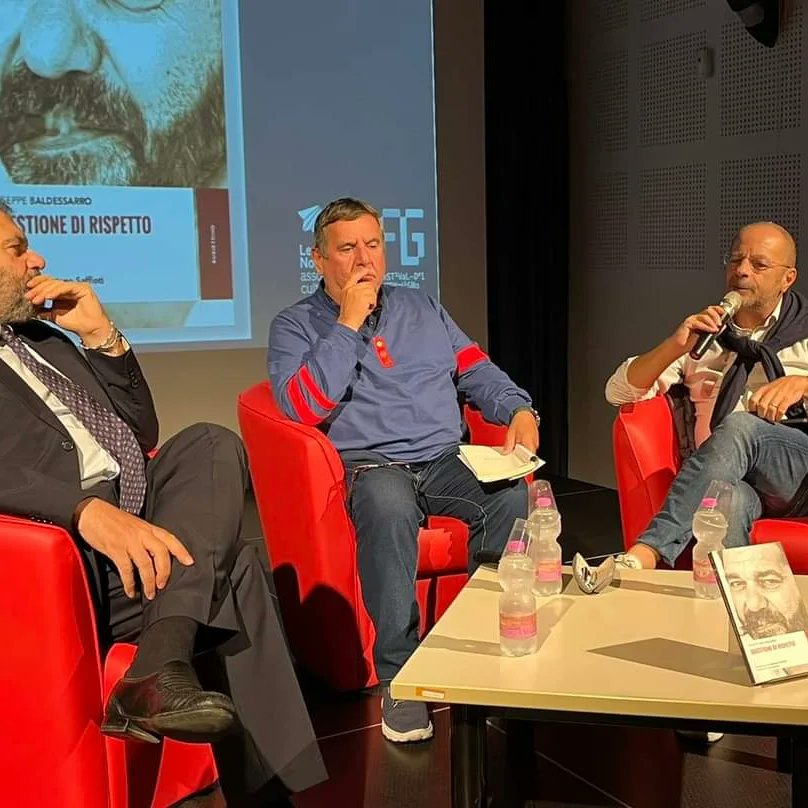 FestJRonchi's tweet photo. #Grandesuccesso gli incontri della nuova #rassegna #OltreilFestival

#Grazie di cuore a chi ha contribuito a tutto questo

#Continuate a #seguirci perché guai fermarsi

#ronchideilegionari #regionefvg #informare #cultura https://t.co/mXr3voOjTT