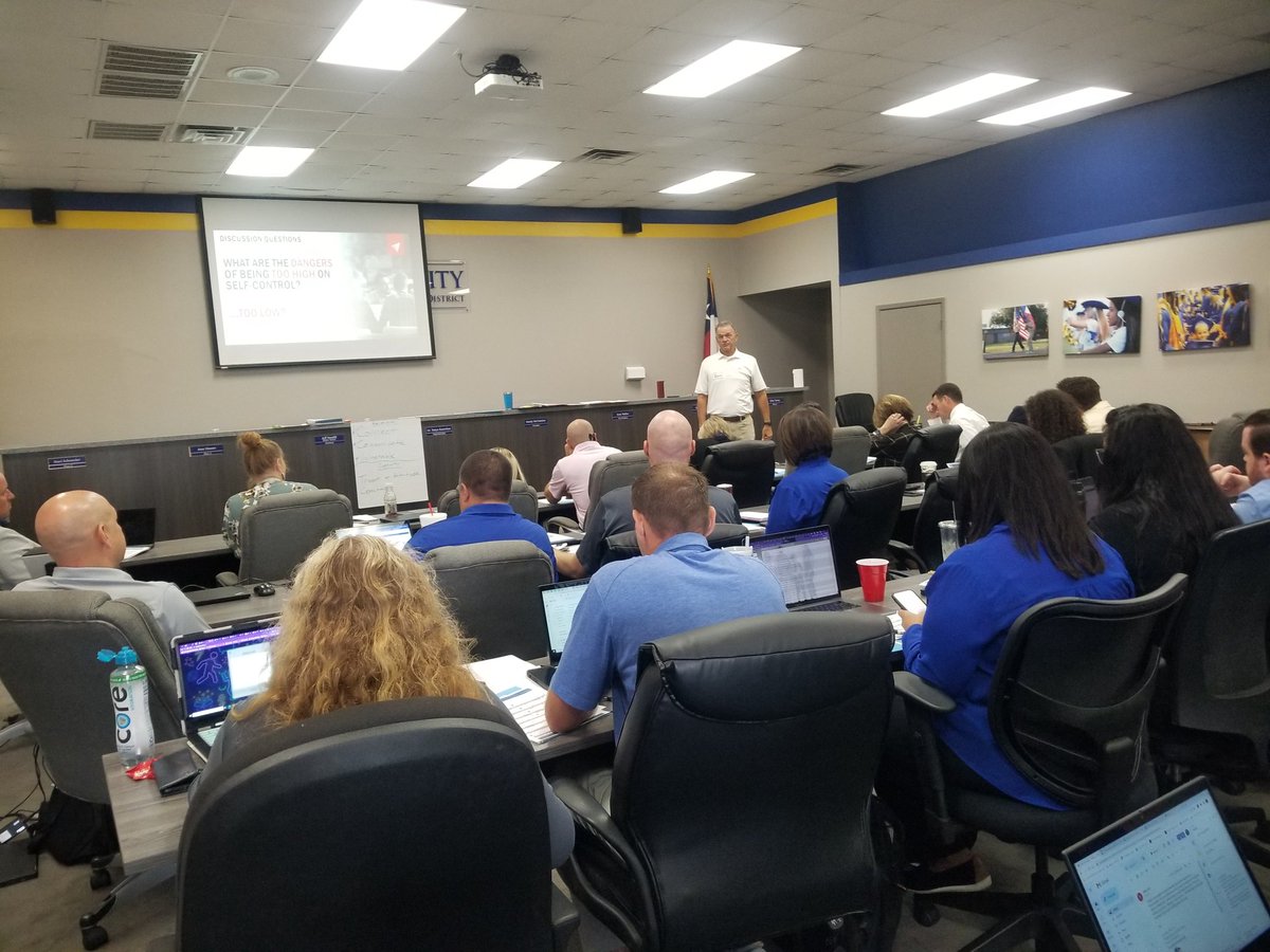 RoderickKing01's tweet photo. Capturing Kids' Hearts Leadership Blueprint has been an outstanding training for administrators in Community ISD. #communityisd #nesmithelementary #nes #training #capturingkidshearts @communityisd @NES_Braves @tonya_knowlton @cisdef @CHSBraveNation @ckhflippengroup https://t.co/NGn4S8pBTm