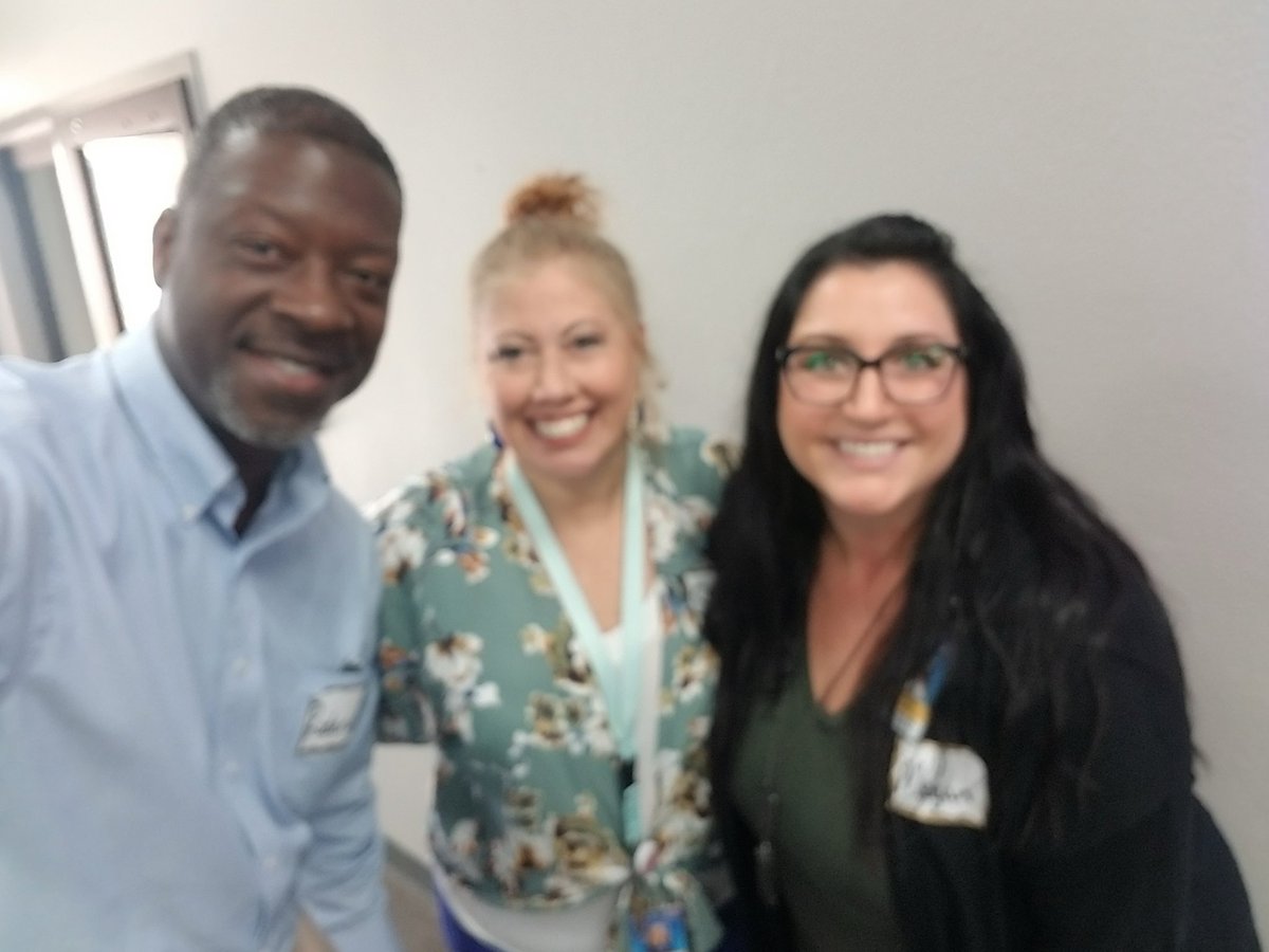RoderickKing01's tweet photo. Capturing Kids' Hearts Leadership Blueprint has been an outstanding training for administrators in Community ISD. #communityisd #nesmithelementary #nes #training #capturingkidshearts @communityisd @NES_Braves @tonya_knowlton @cisdef @CHSBraveNation @ckhflippengroup https://t.co/NGn4S8pBTm