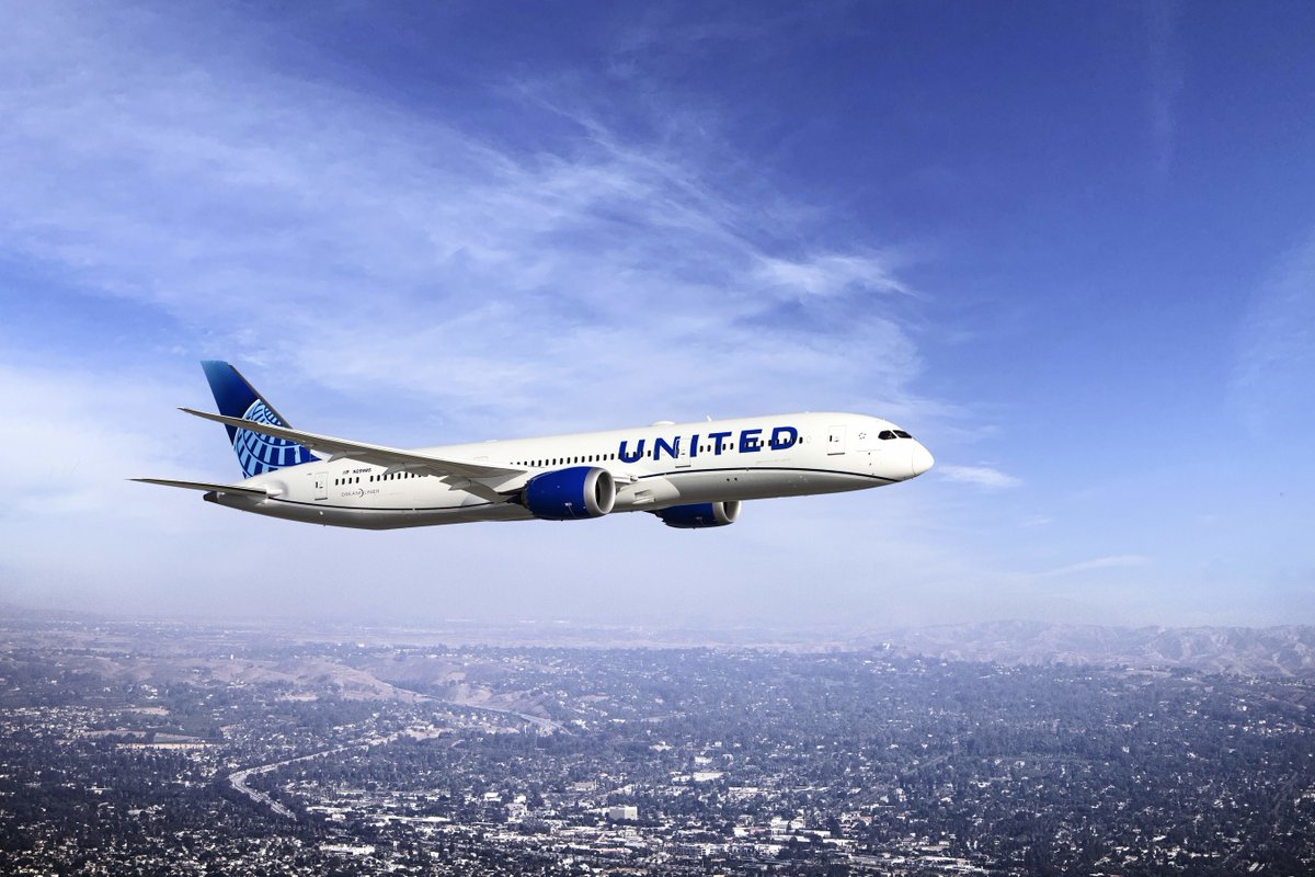 KevinComms's tweet photo. @united will fly to 37 cities in Europe, the Middle East, Africa and India next summer - more destinations than all other U.S. airlines combined! #newroutes2023 👀  ⬇️

https://t.co/scCW1Zhv3v https://t.co/cVkoHa91MM