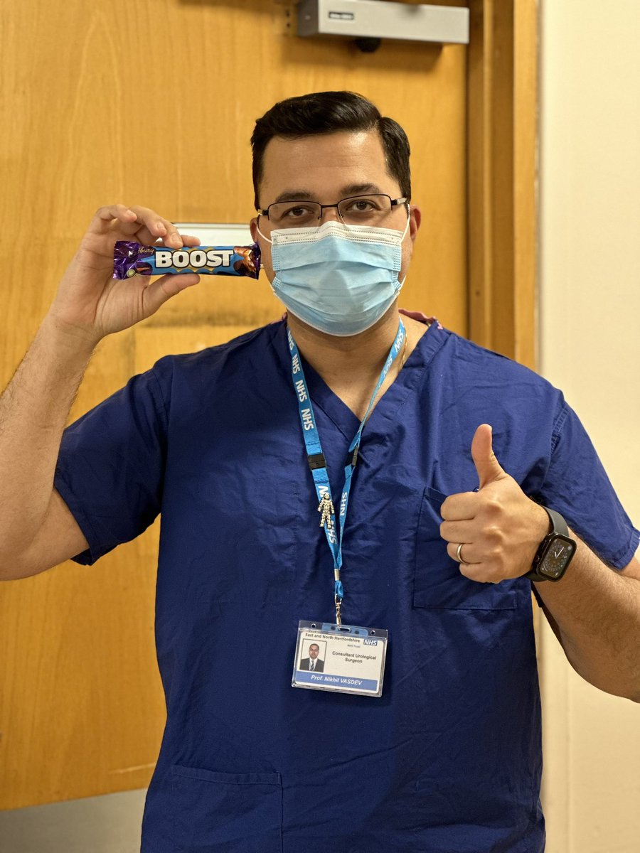 Thank you to the vaccination team @enherts for the Covid booster and flu vaccine and to @ENHHCharity for the boost bar. It’s crucial to get vaccinated this winter to protect yourself, your patients and family. #GetBoosted2022 #BoostYourImmunity #BookYourBoosters @NHSEngland